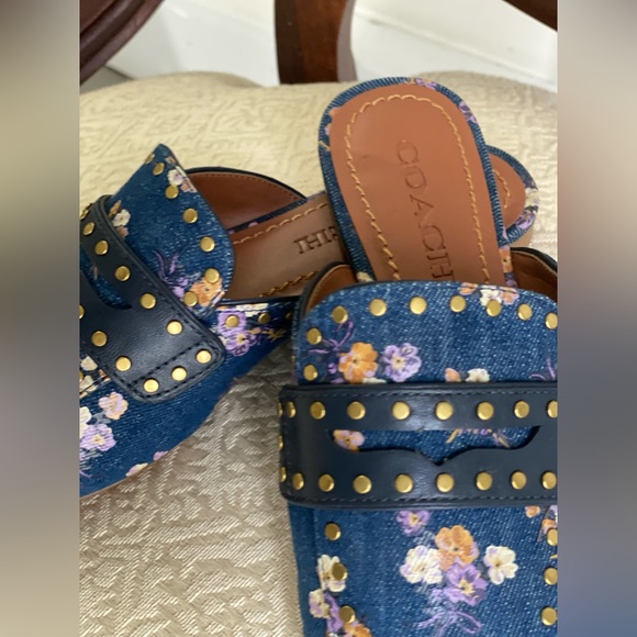 Coach Faye loafer slides  With Painted Floral Bow Print - Picture 3 of 6